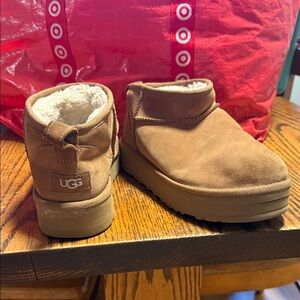 UGG Big Kids' Brown platform boots